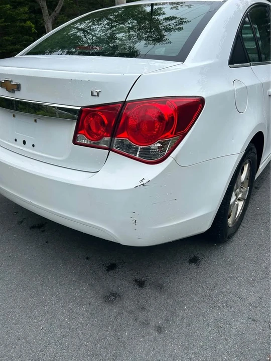2011 Chevrolet Cruze - Image 3 of 15