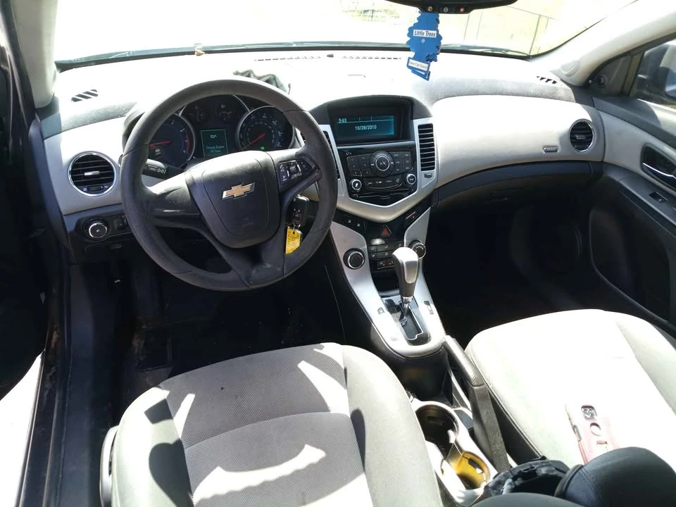 2011 Chevrolet Cruze - Image 8 of 8