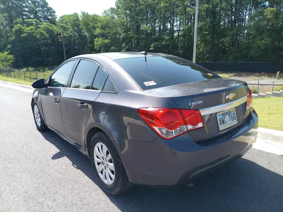 2011 Chevrolet Cruze - Image 3 of 8