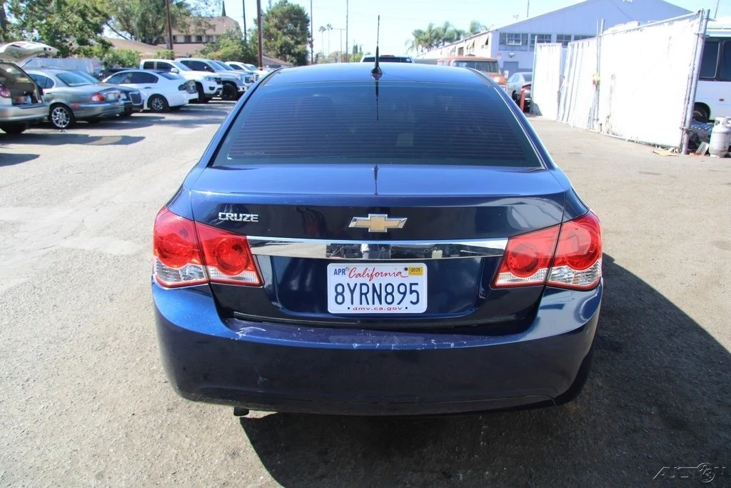 2011 Chevrolet Cruze - Image 5 of 21