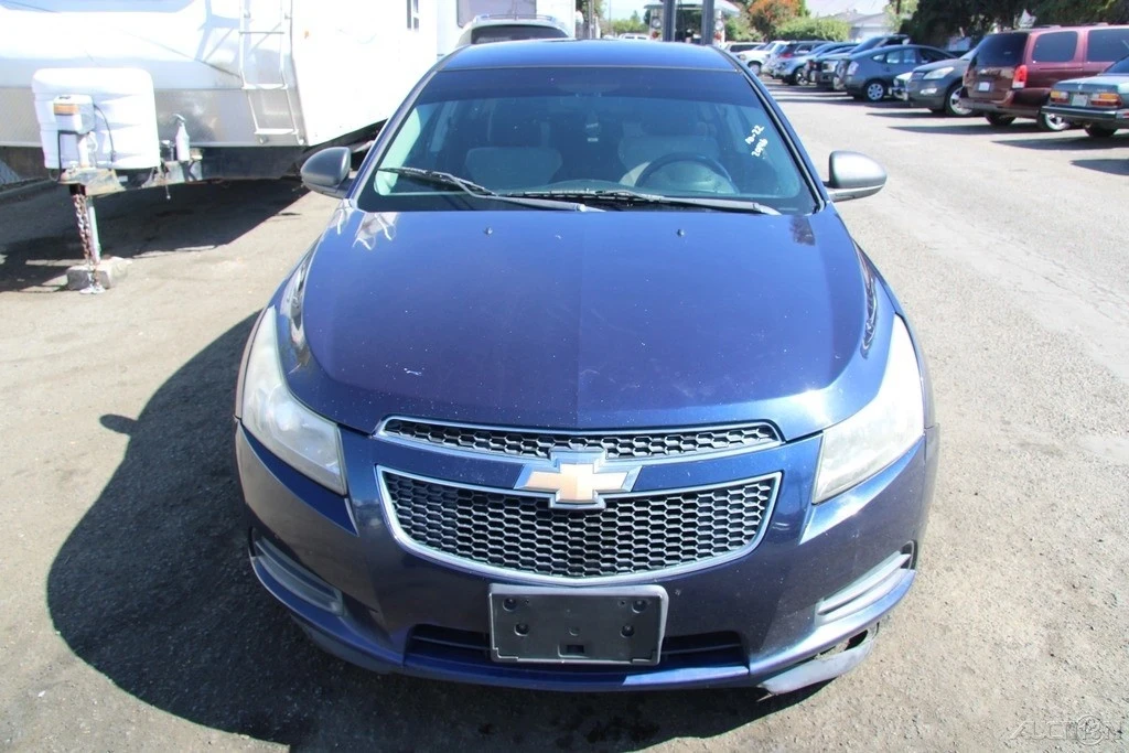 2011 Chevrolet Cruze - Image 9 of 21