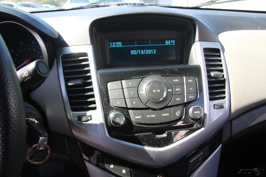 2011 Chevrolet Cruze - Image 16 of 21