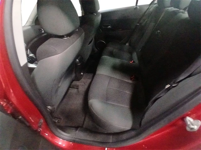 2011 Chevrolet Cruze - Image 14 of 21