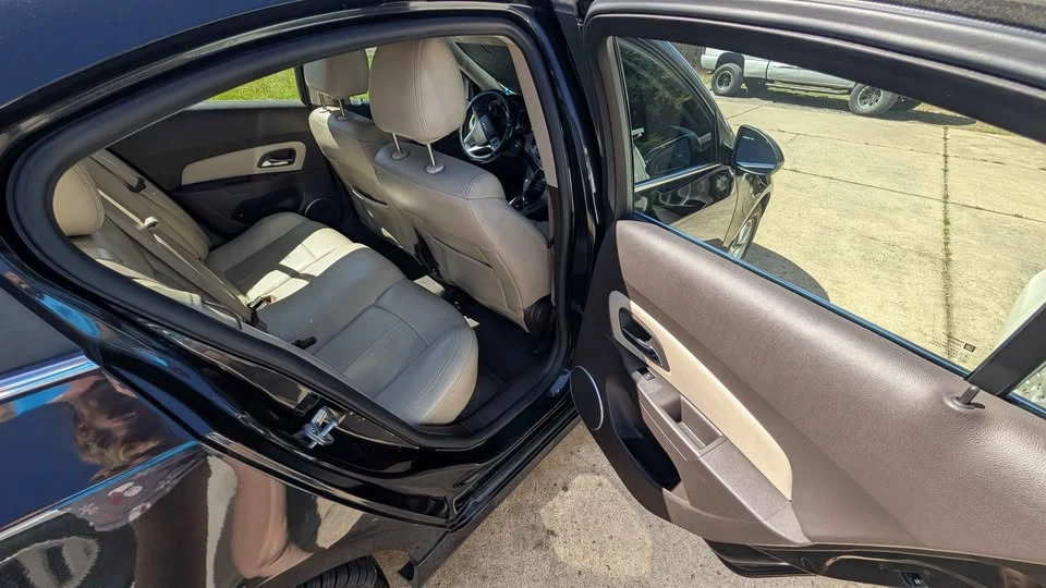 2011 Chevrolet Cruze - Image 7 of 18