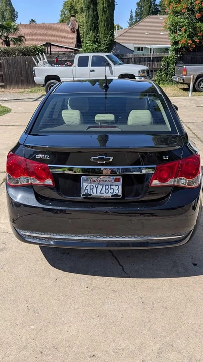 2011 Chevrolet Cruze - Image 15 of 18