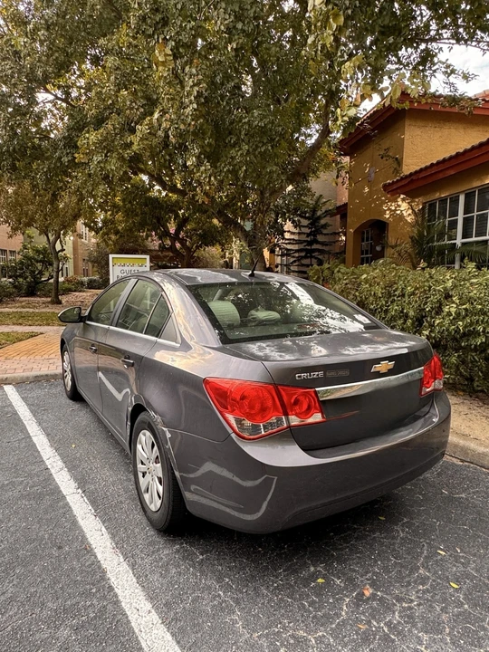 2011 Chevrolet Cruze - Image 4 of 8
