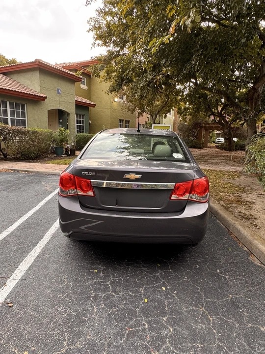 2011 Chevrolet Cruze - Image 6 of 8