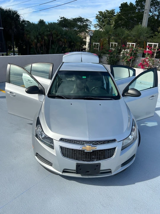 2011 Chevrolet Cruze - Image 5 of 18