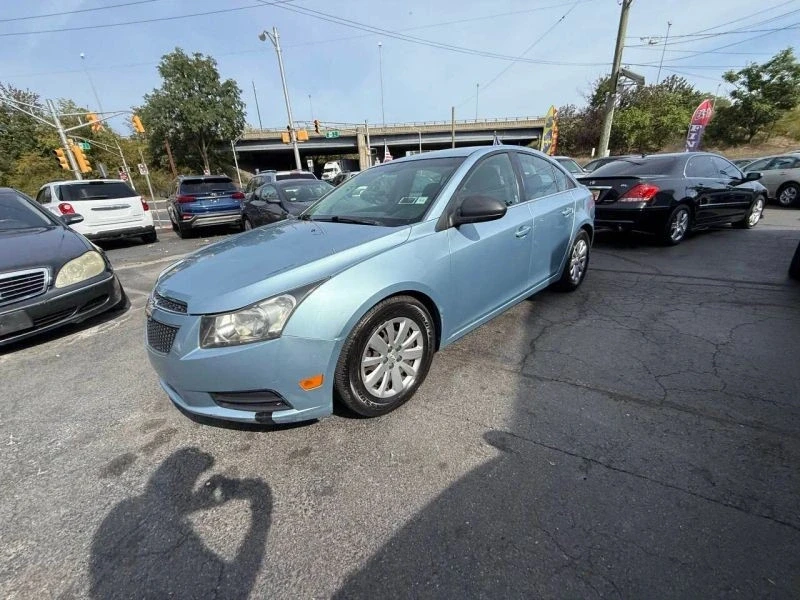 2011 Chevrolet Cruze - Image 4 of 12
