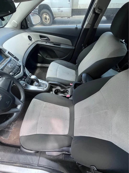 2011 Chevrolet Cruze - Image 7 of 9