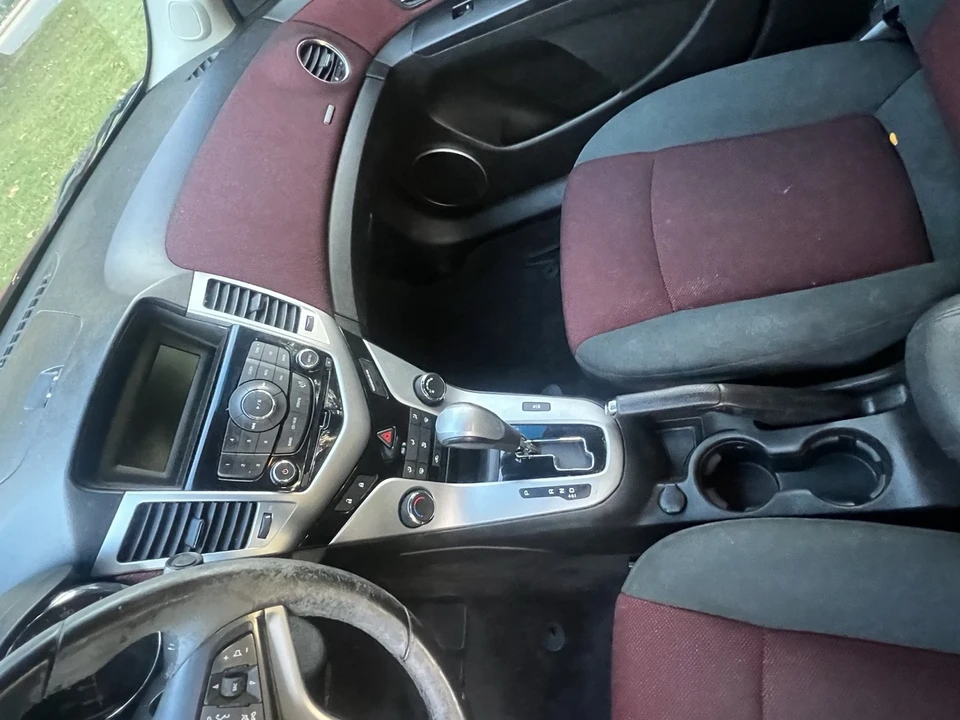 2011 Chevrolet Cruze - Image 14 of 20