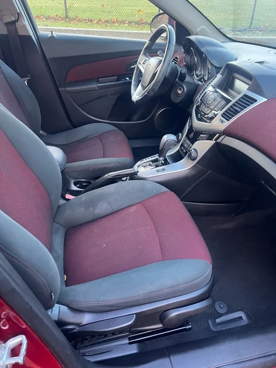 2011 Chevrolet Cruze - Image 19 of 20