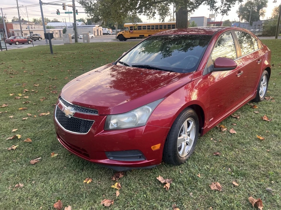 2011 Chevrolet Cruze - Image 2 of 20