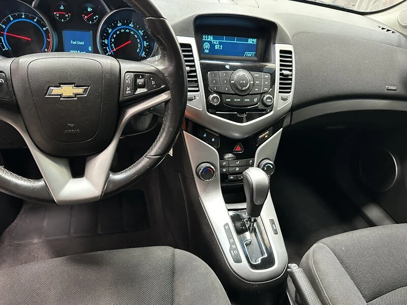 2011 Chevrolet Cruze - Image 11 of 12