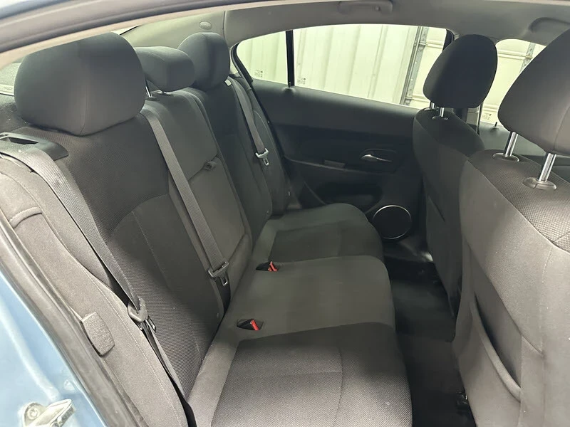 2011 Chevrolet Cruze - Image 18 of 21