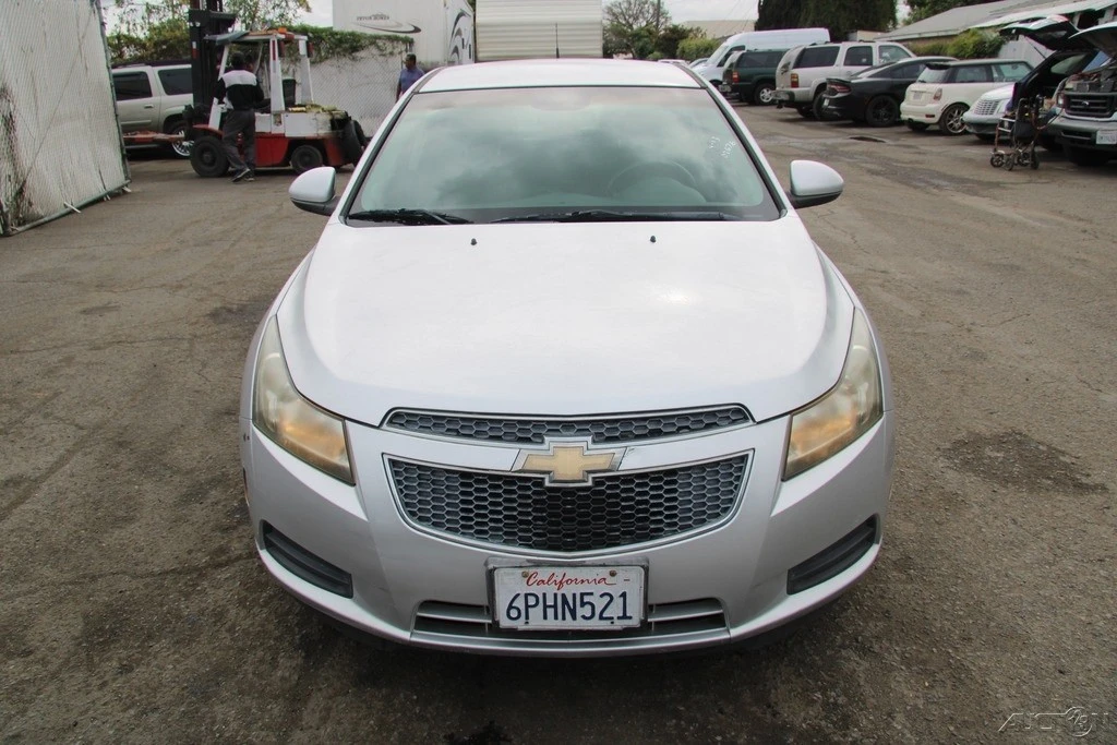 2011 Chevrolet Cruze - Image 12 of 21