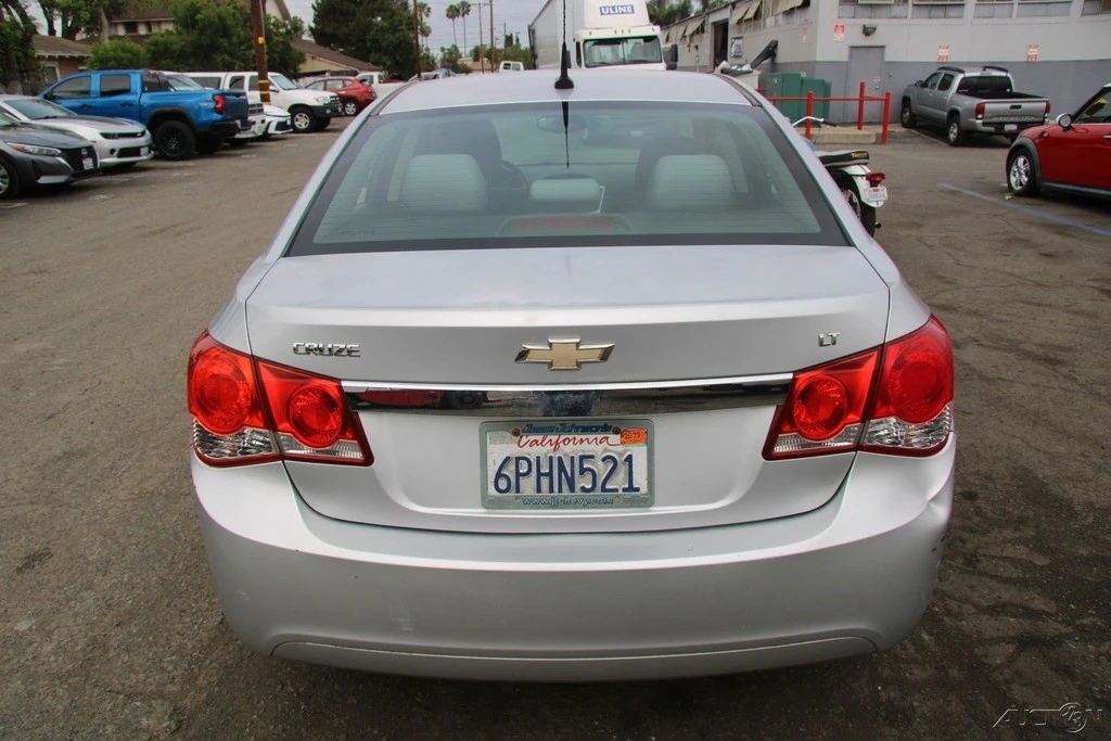 2011 Chevrolet Cruze - Image 6 of 21