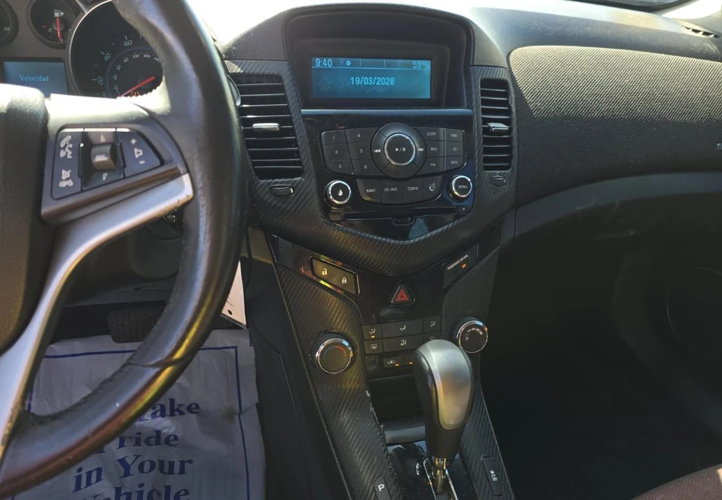 2011 Chevrolet Cruze - Image 14 of 18