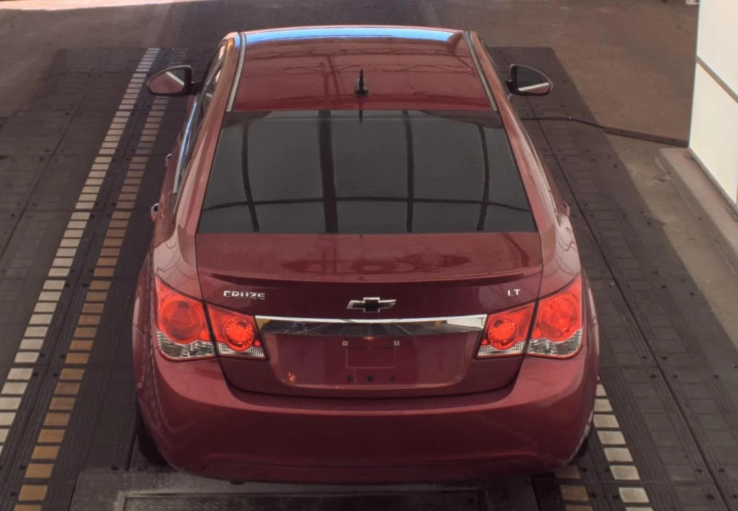 2011 Chevrolet Cruze - Image 6 of 18