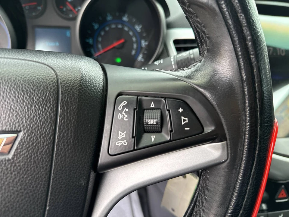 2011 Chevrolet Cruze - Image 20 of 21