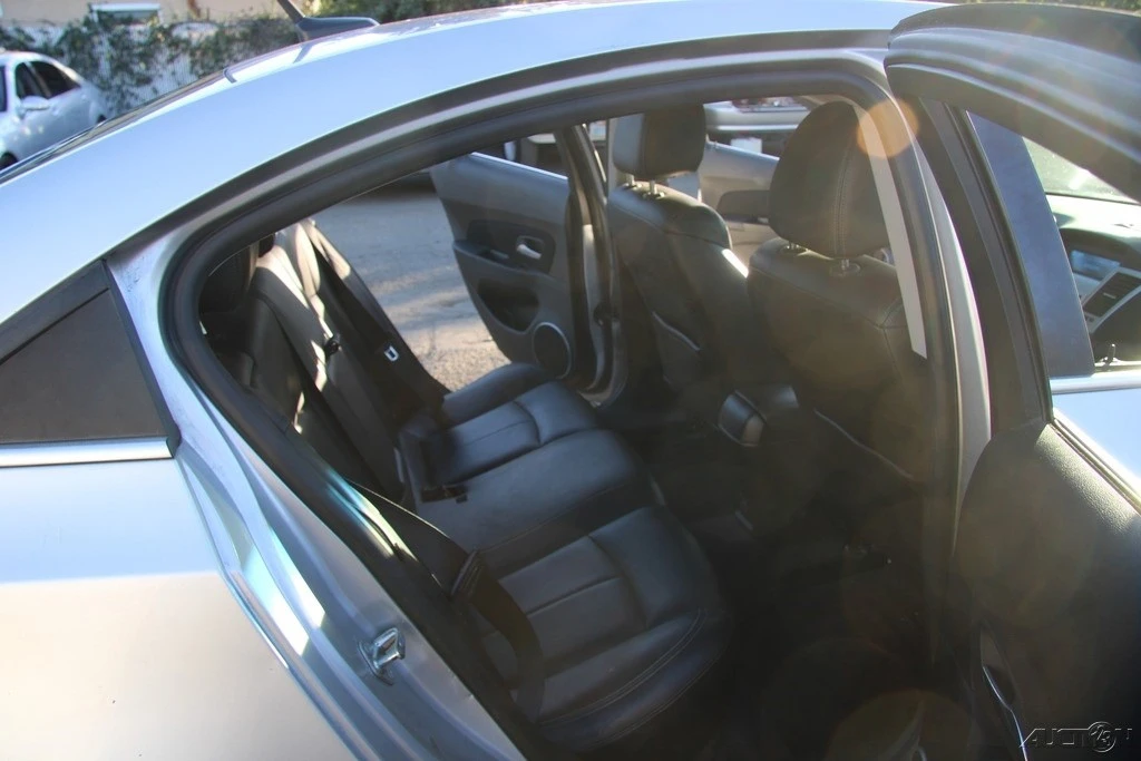 2011 Chevrolet Cruze - Image 21 of 21