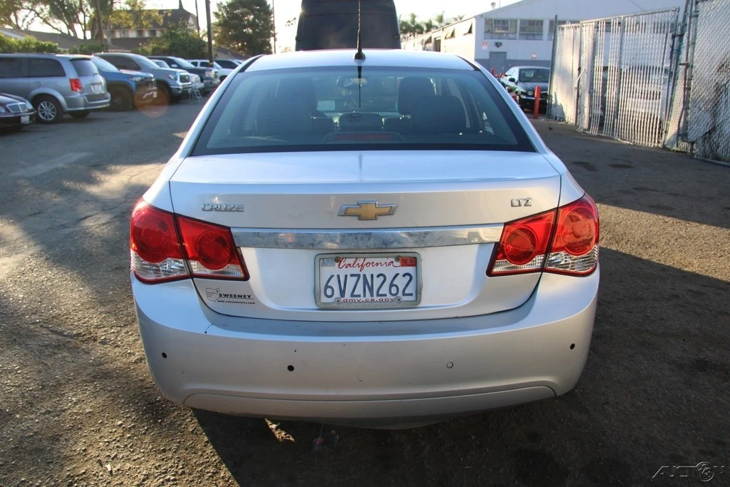 2011 Chevrolet Cruze - Image 5 of 21