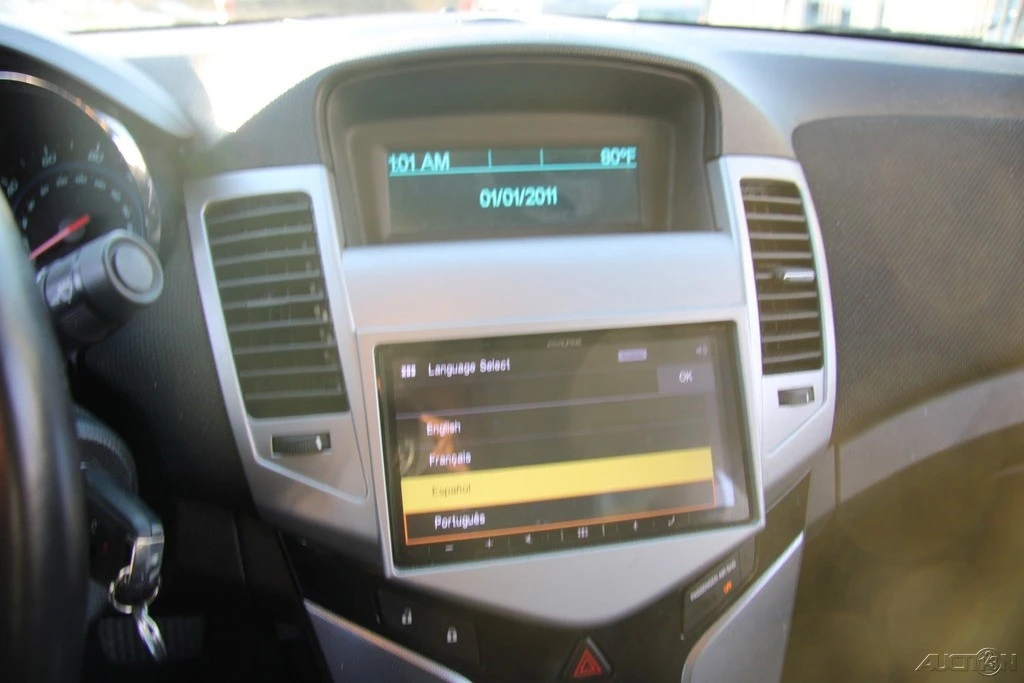 2011 Chevrolet Cruze - Image 16 of 21
