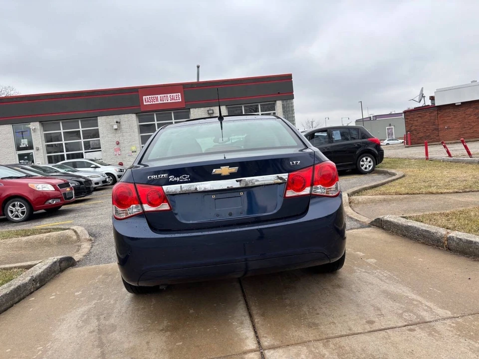 2011 Chevrolet Cruze - Image 13 of 21