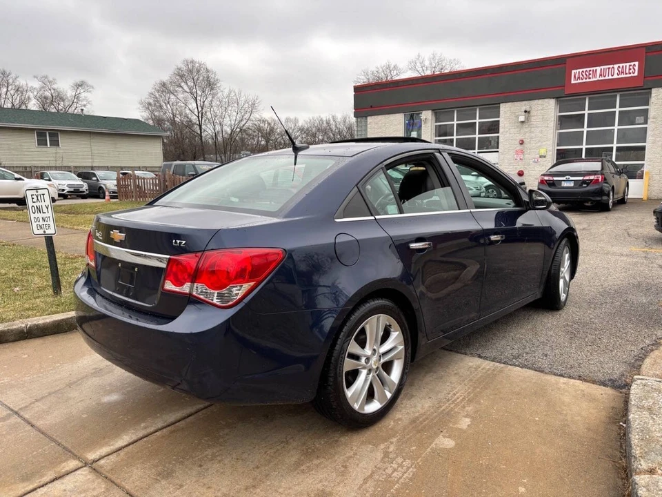 2011 Chevrolet Cruze - Image 9 of 21