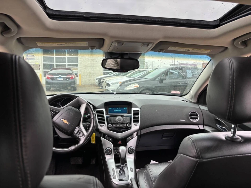 2011 Chevrolet Cruze - Image 17 of 21