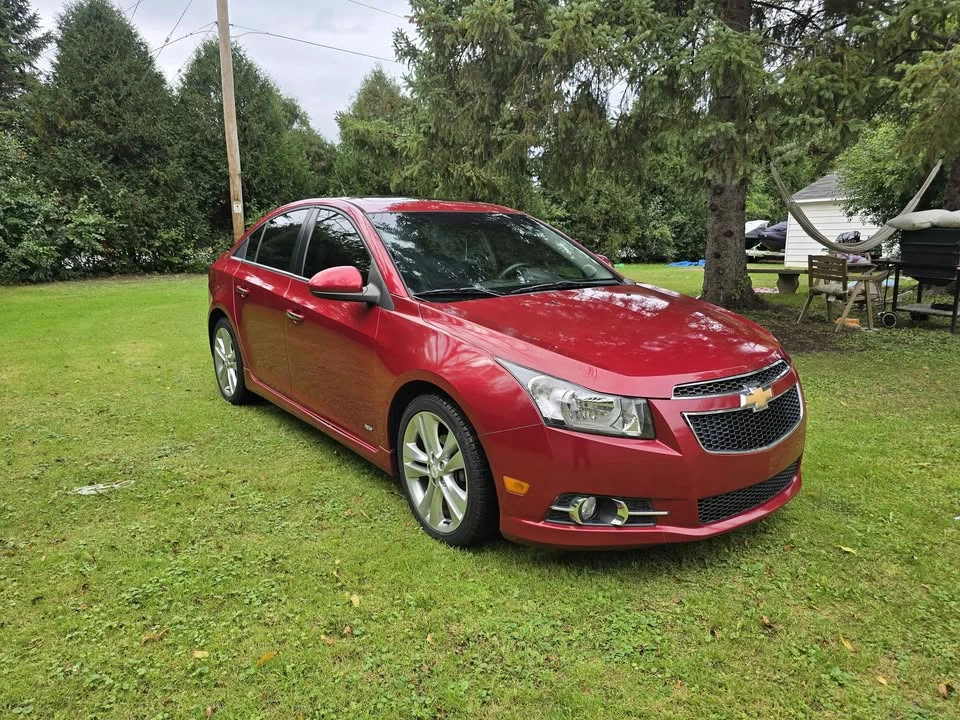 2011 Chevrolet Cruze - Image 2 of 11