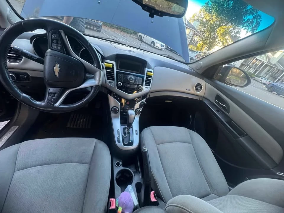 2011 Chevrolet Cruze - Image 8 of 10