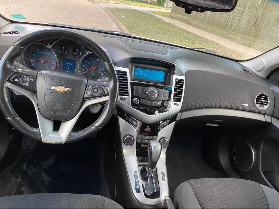 2011 Chevrolet Cruze - Image 9 of 9