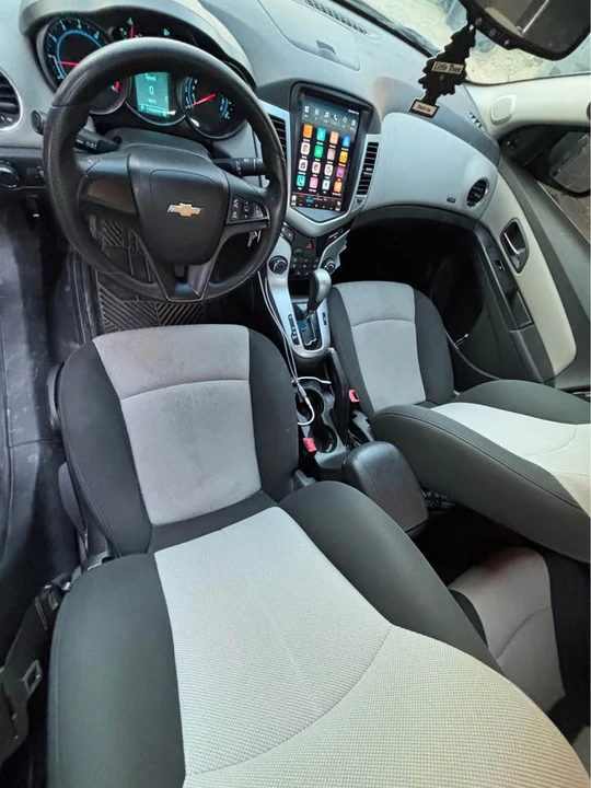 2011 Chevrolet Cruze - Image 5 of 6