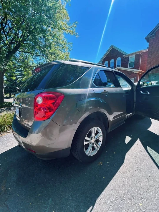 2011 Chevrolet Equinox - Image 4 of 9