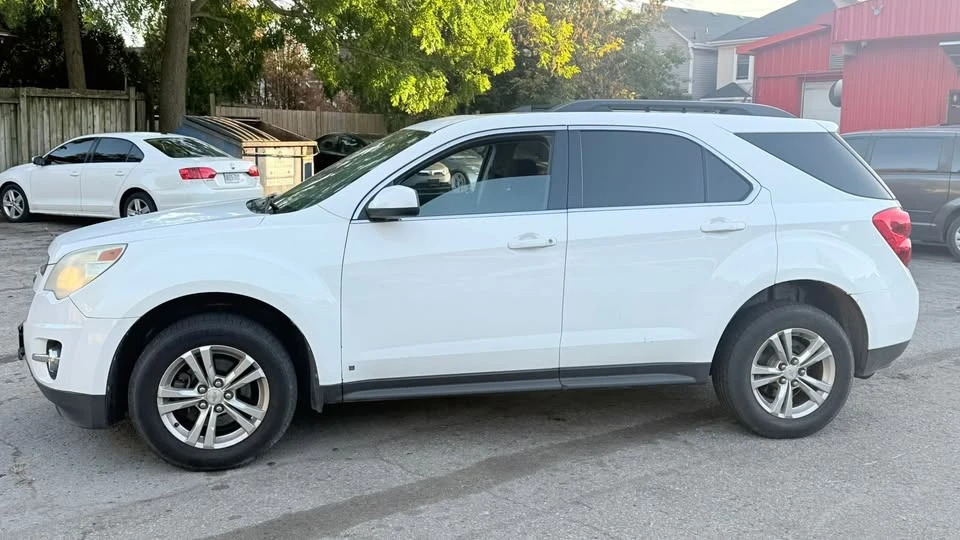 2011 Chevrolet Equinox - Image 2 of 15