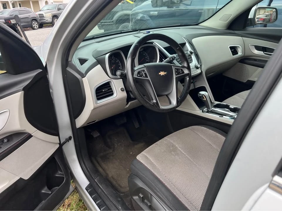 2011 Chevrolet Equinox - Image 12 of 14