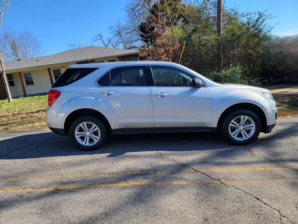 2011 Chevrolet Equinox - Image 7 of 14