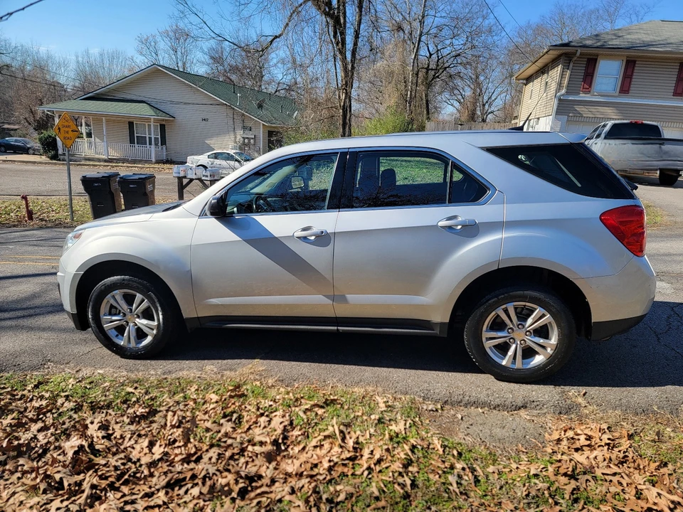 2011 Chevrolet Equinox - Image 4 of 14