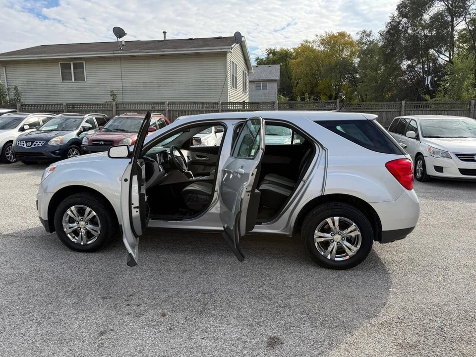 2011 Chevrolet Equinox - Image 5 of 19