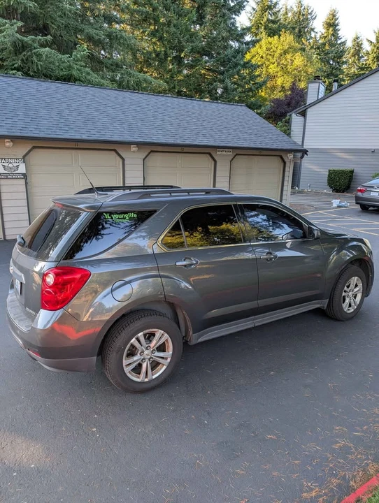 2011 Chevrolet Equinox - Image 2 of 15