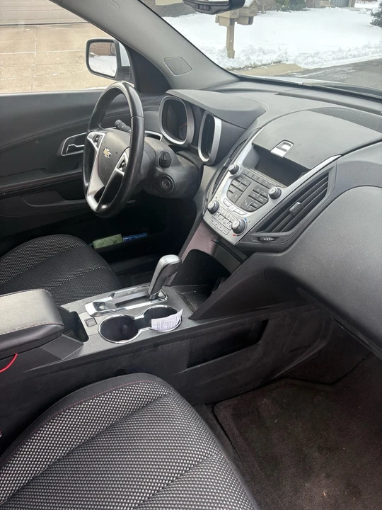 2011 Chevrolet Equinox - Image 5 of 10