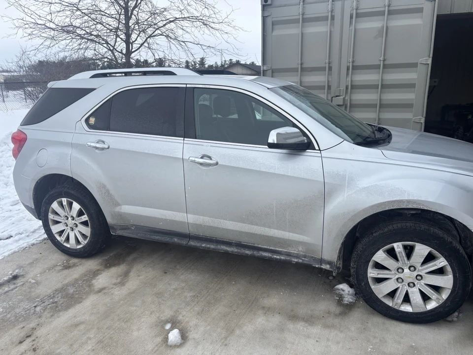 2011 Chevrolet Equinox - Image 2 of 8