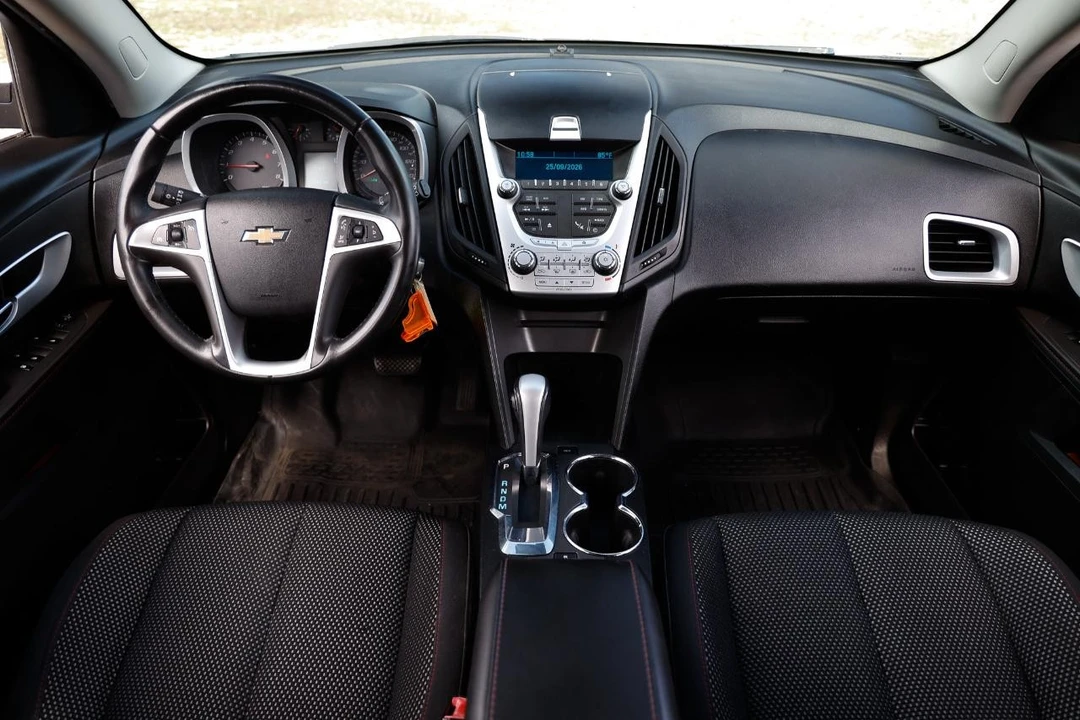 2011 Chevrolet Equinox - Image 2 of 21