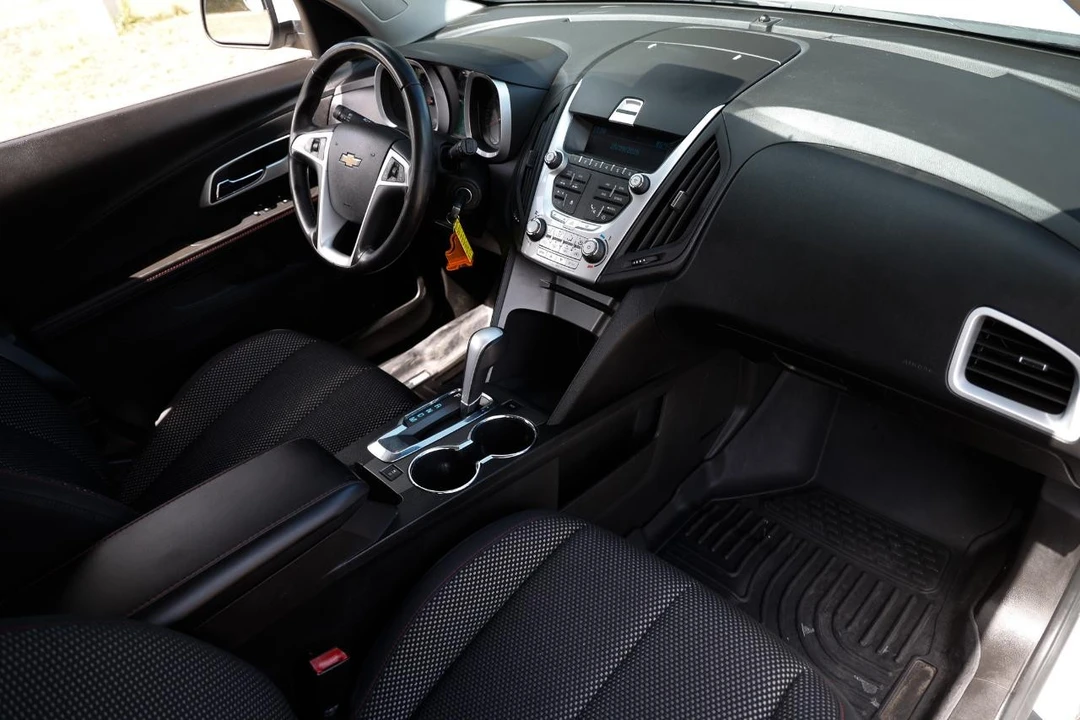 2011 Chevrolet Equinox - Image 18 of 21