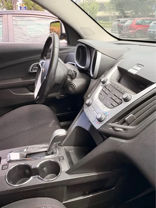 2011 Chevrolet Equinox - Image 5 of 10