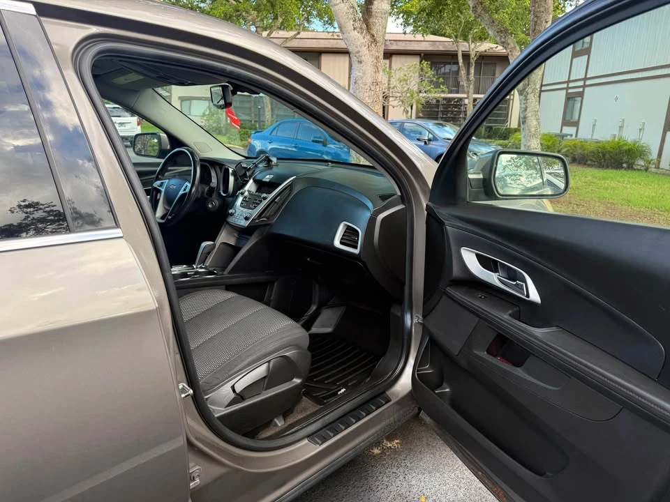 2011 Chevrolet Equinox - Image 10 of 12