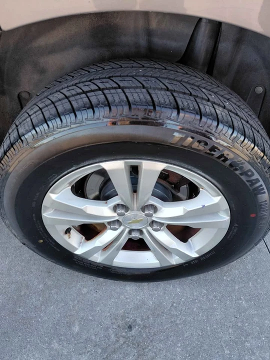 2011 Chevrolet Equinox - Image 4 of 6