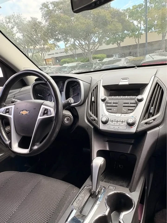 2011 Chevrolet Equinox - Image 4 of 10