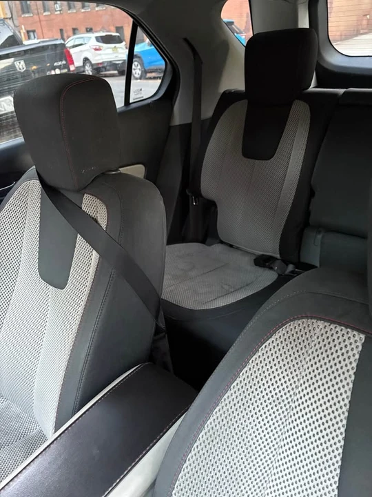 2011 Chevrolet Equinox - Image 4 of 9